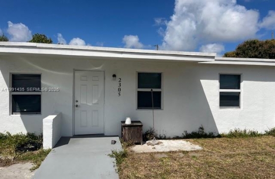 2305  Nw 13 Ct #