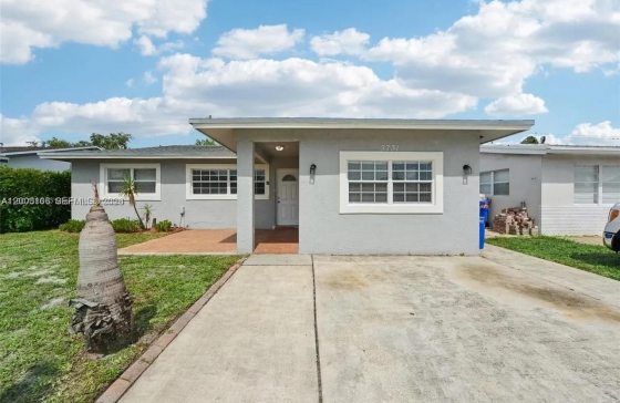 3731 NE 17th Ave #