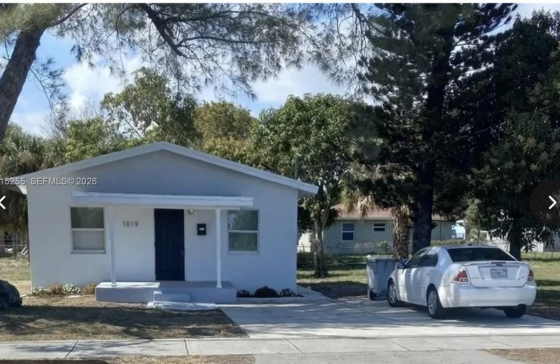 1019 NW 4th Ave #