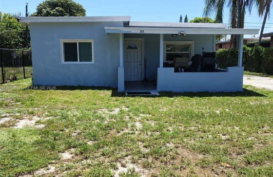 311 NW 28th Way #