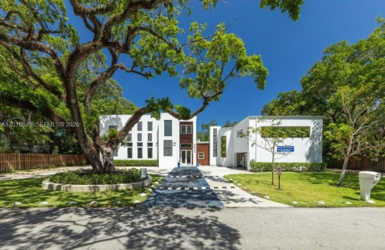 5940 SW 37th Ave #