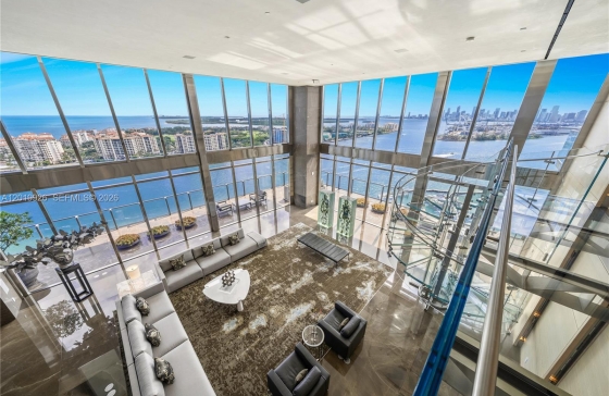 800 S Pointe Dr #Penthouse 2204