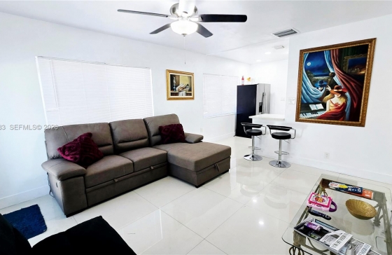139 NW 14th Way #