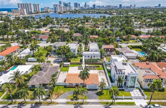 816  Polk St #1