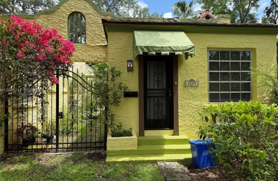 1209  Aguila Ave #