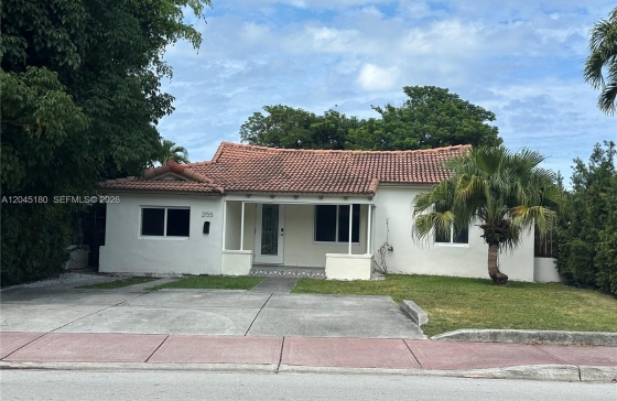 2155  Biarritz Dr #
