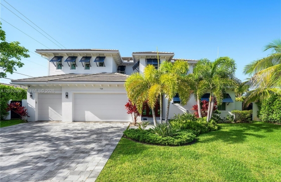 728  Malaga Dr #
