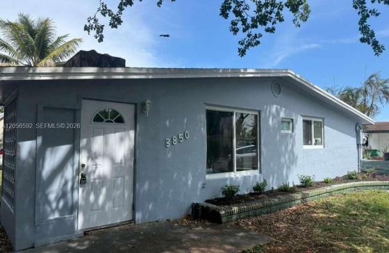 3850 SW 59th Ter #
