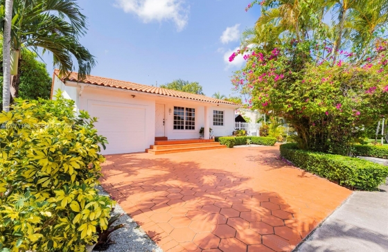 41  Campina Ct #