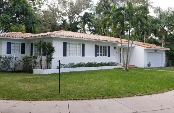 702  Tibidabo Ave #