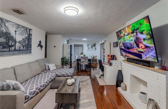 2530  Rodman #