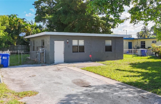 2419 NW 6th Ct #