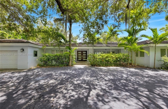 3709  Alhambra Ct #