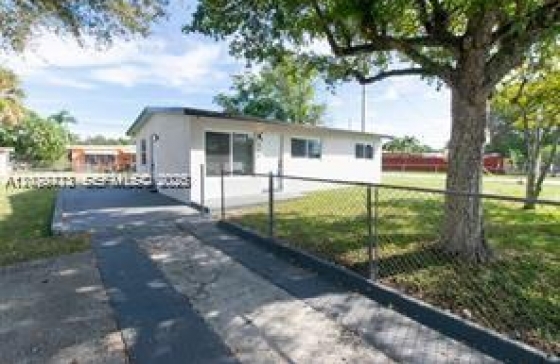 916 SW 24th Ave #0