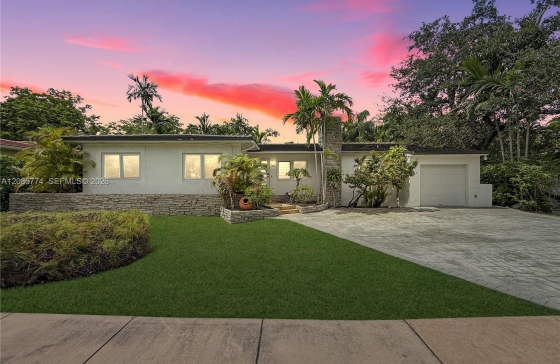 3128  Coconut Grove Dr #