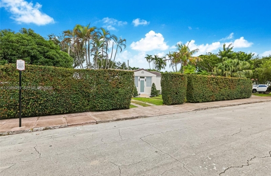 47  Fonseca Ave #