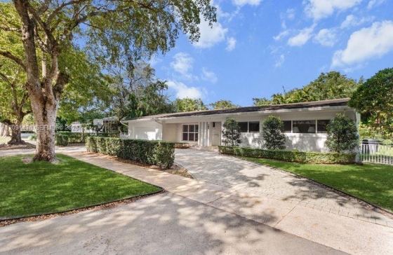 1021  Matanzas Ave #