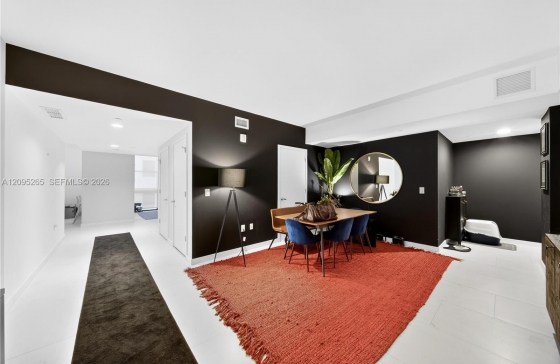 1010  Brickell Ave #2905