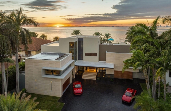 360  Harbor Dr #