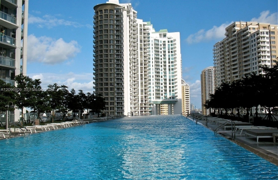 465  Brickell Ave #617