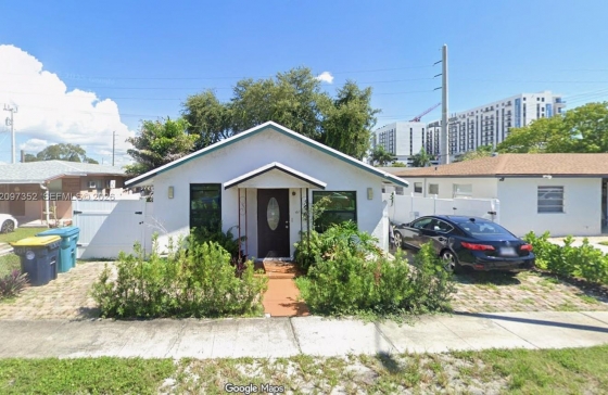 206 SW 2nd Ter #
