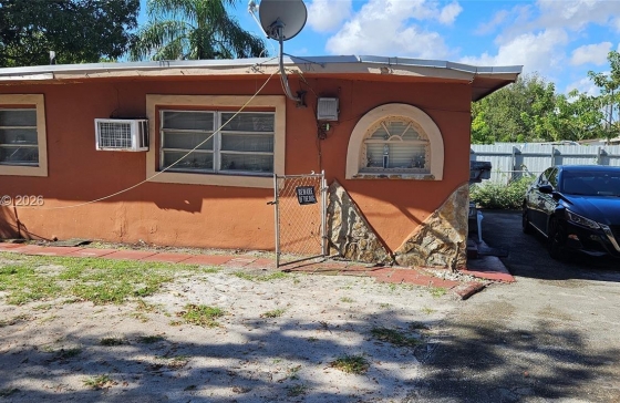 216 NW 7th Ct #