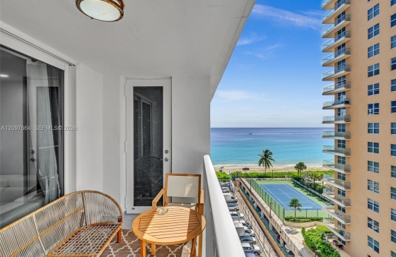 1904 S Ocean Dr #905
