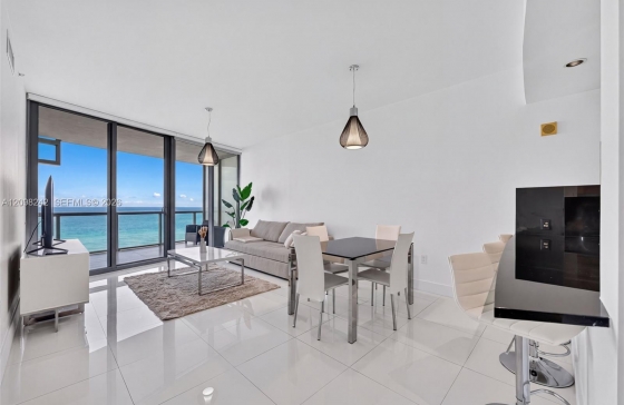 17121  Collins Ave #803