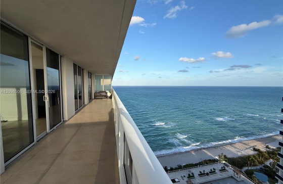 1830 S Ocean Dr #3006