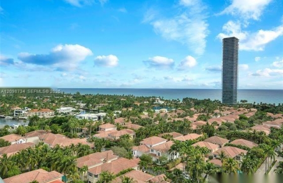 19390  Collins Ave #1624