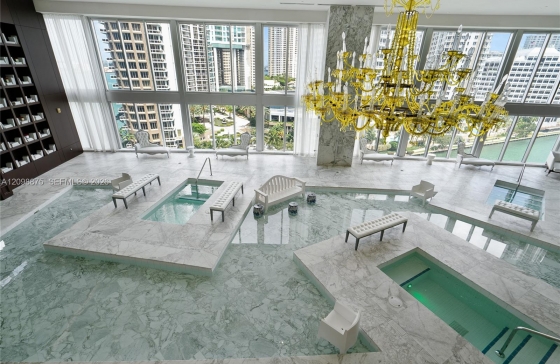 465  Brickell Ave #5105