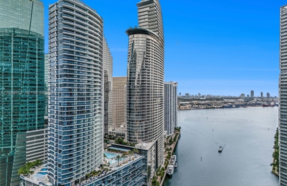 200  Biscayne Boulevard Way #4307