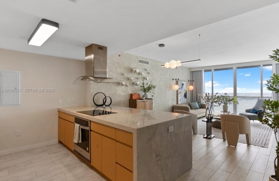 465  Brickell Ave #4905