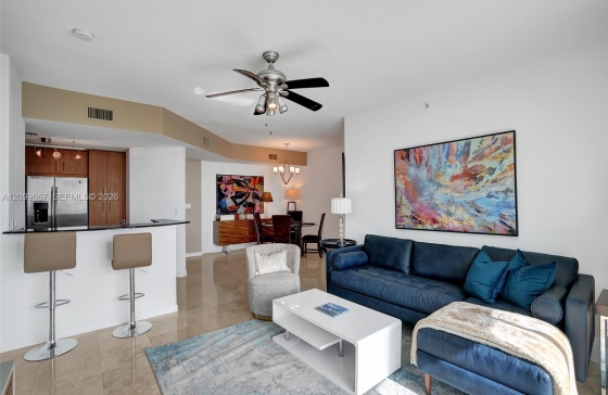 7900  Harbor Island Dr #911