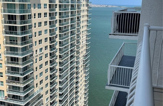 1200  Brickell Bay Dr #3104