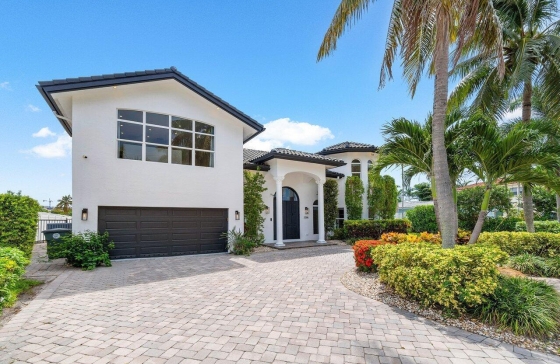 1366 SW 4th #