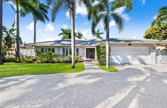 4761  Bayview #