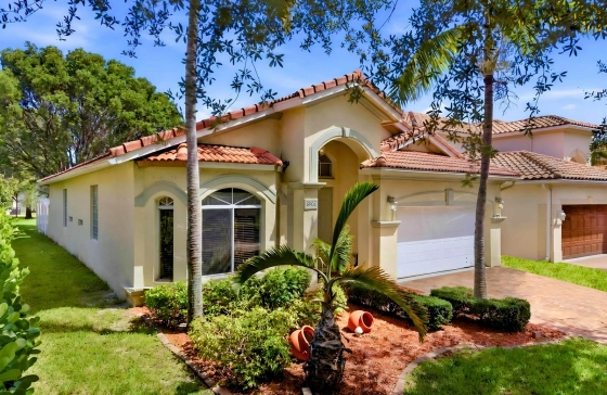 6906  Aliso #