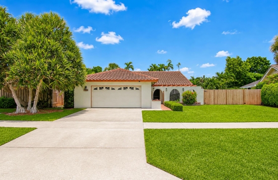 7407  Silver Woods #