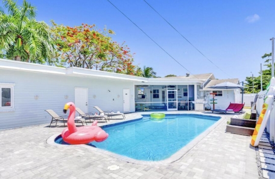 42 SW 12th #