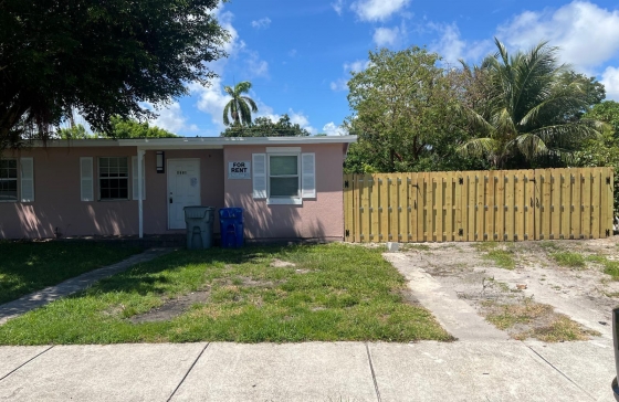 4721 NE 18th #