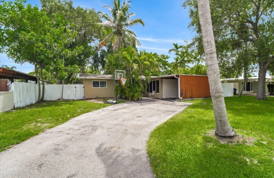 308 NW 27th #