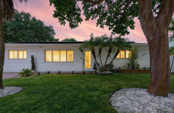 874 NW 2nd #