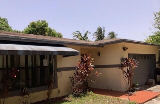 251 SW 16th #