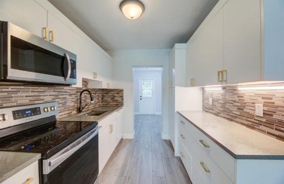 2633 NE 16th #