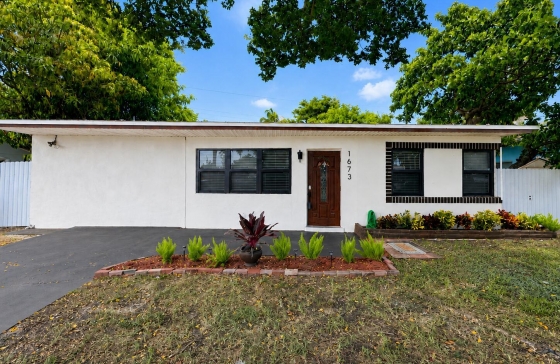 1673 NE 31st #