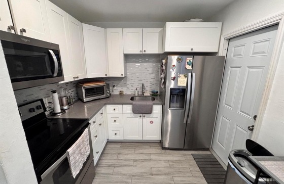 1345 NE 15th #1