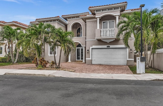 3521  Forest View #