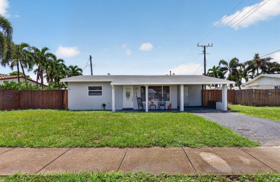 1520 NE 34th #
