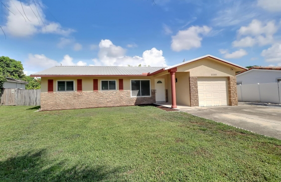 2233 NW 3rd #